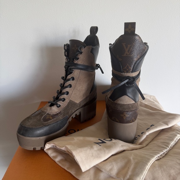 Louis Vuitton Shoes - Louis Vuitton Laureate Platform Desert Boot